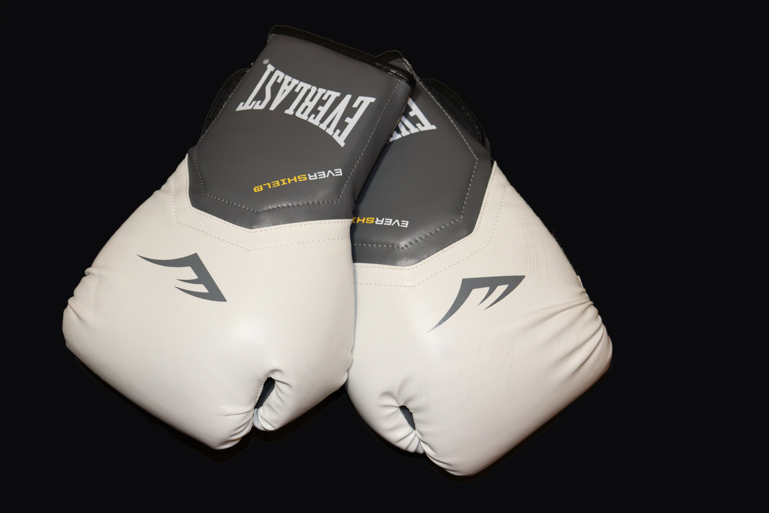 lumise-media-black-cross-gloves